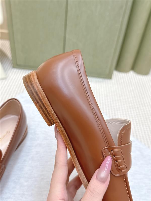 2025112812728292 310